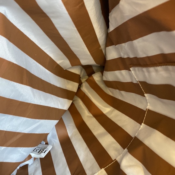 LUXOR LAS VEGAS TOTE - Picture 8 of 8